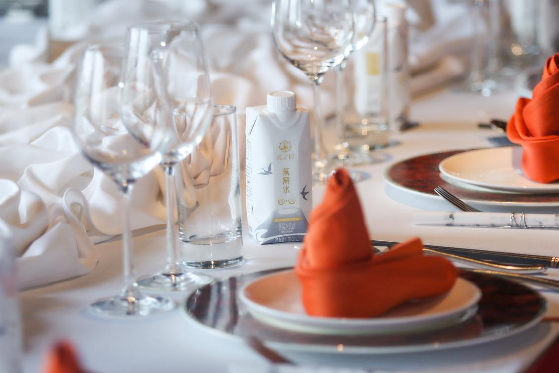 燕窩肽，鮮活態(tài)——燕之屋·燕窩肽天然蘇打水全新上市